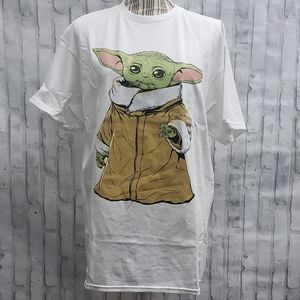 NWT*Baby Yoda Graphic T-shirt